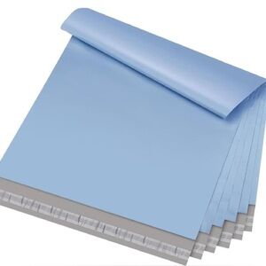 25 Light Blue Polymailers 14.5 x 19”